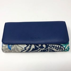 Vera Bradley Bifold Wallet Floral Leather
